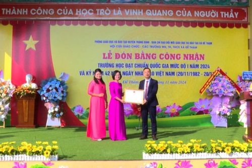 Tràng Định: Trường THCS xã Đề Thám đón Bằng công nhận trường chuẩn quốc gia mức độ I năm 2024