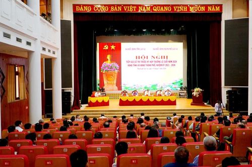 Đại biểu HĐND 2 cấp tiếp xúc cử tri tại thành phố Lào Cai