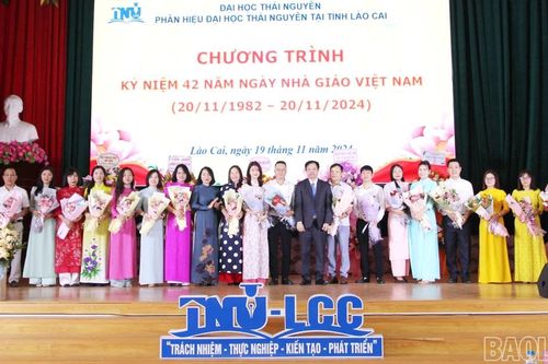 Phân hiệu Đại học Thái Nguyên tại tỉnh Lào Cai kỷ niệm 42 năm ngày Nhà giáo Việt Nam