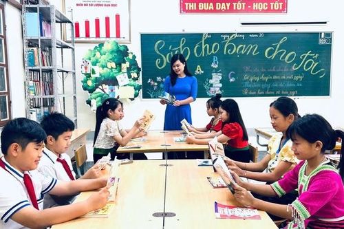 Thành phố xây dựng trường chuẩn quốc gia