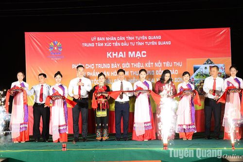 Phiên chợ thương mại, nông sản, du lịch, đầu tư kết nối tiêu thụ sản phẩm vùng đồng bào dân tộc thiểu số và miền núi tỉnh Tuyên Quang năm 2024