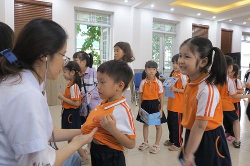 Hà Nội: 100% các quận, huyện, thị xã kiện toàn Ban Chỉ đạo y tế trường học