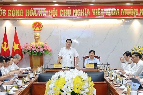 Thái Nguyên - Bình Phước: Trao đổi kinh nghiệm phát triển hạ tầng xã hội, đô thị