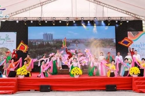 Rộn ràng khai mạc tuần văn hóa, thể thao, du lịch Hưng Yên