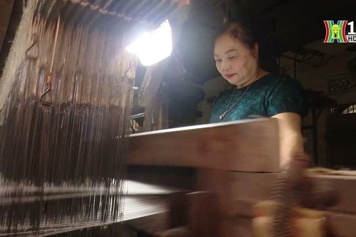 Làng lụa Vạn Phúc vào hành trình vươn ra thế giới