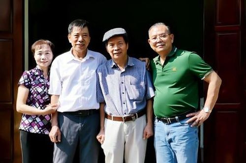 Sự tử tế và cuộc gặp sau hơn 40 năm...