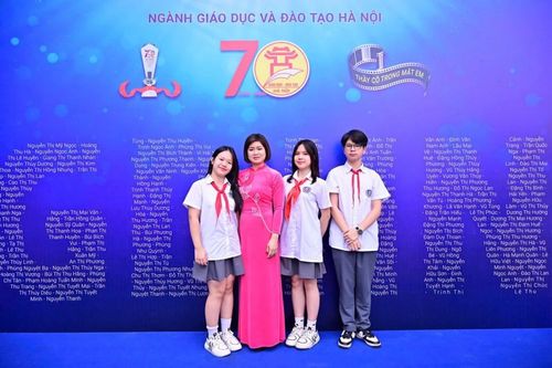Học sinh Hà Nội tri ân thầy cô với những câu chuyện cảm động