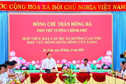 Tiếp tục gỡ khó nguồn cát san lấp cho các dự án cao tốc ở ĐBSCL