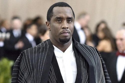 Diddy không muốn bị còng chân khi ra tòa
