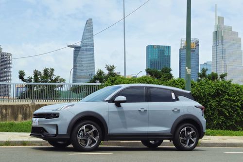 Làn sóng xe Trung Quốc giữa cuộc chiến ôtô Hàn Quốc và Nhật Bản