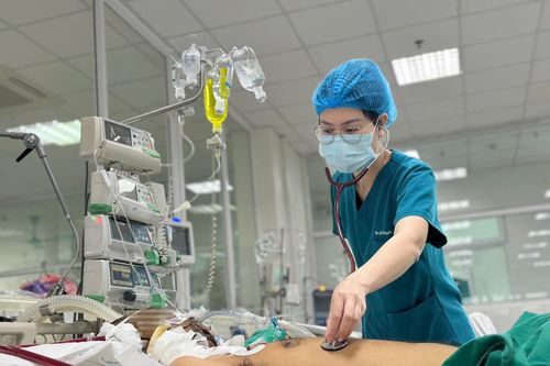 Người đàn ông 36 tuổi nguy kịch vì nhiễm khuẩn 'ăn thịt người'