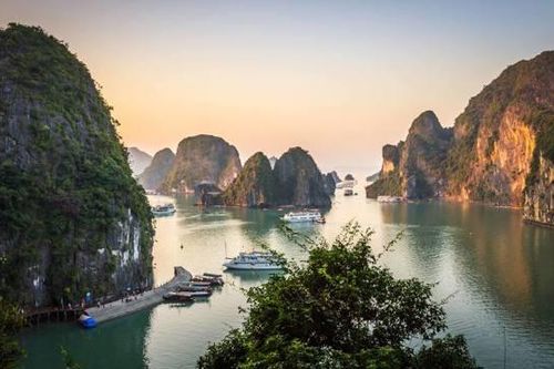 Quảng Ninh công bố hàng loạt gói kích cầu du lịch cuối năm