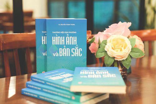Ra mắt sách 'Thương hiệu địa phương: Hình ảnh và bản sắc'