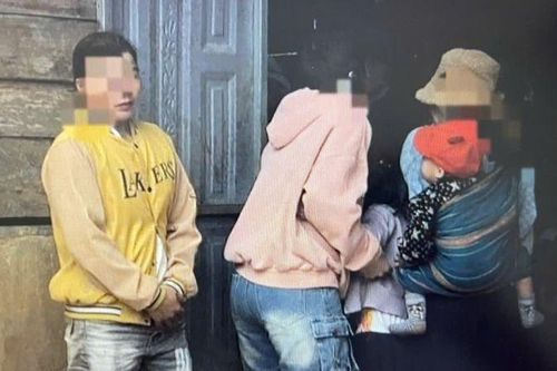 Ăn thịt cóc, một cháu bé tử vong, một cháu nguy kịch
