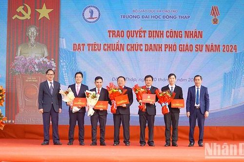 Trường đại học Đồng Tháp khai giảng năm học mới