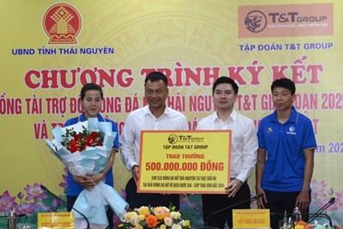 Nhận tài trợ tới năm 2030, bóng đá nữ Thái Nguyên quyết đổi màu huy chương