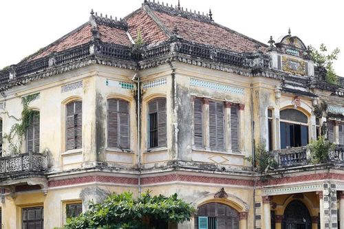 Bảo tồn di sản trong dân: Nhà xưa trăn trở chuyện nay
