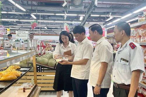 Hà Nội: Phát hiện 4 cơ sở vi phạm an toàn thực phẩm