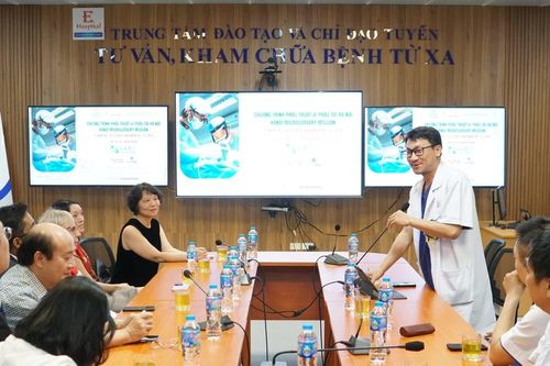 Khai mạc chương trình Phẫu thuật Vi phẫu quốc tế