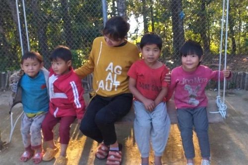 Người mẹ thứ 2 ở Nậm Tảng