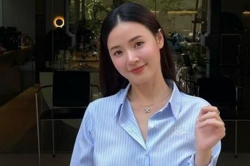 Midu hóa nàng thơ trong trang phục đời thường