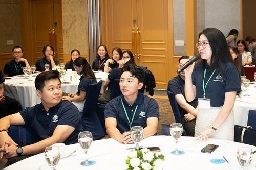 Hơn 50 sinh viên Việt Nam đón nhận cơ hội học tập tại xứ sở chuột túi Australia