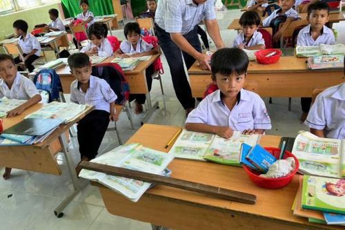 Câu chuyện truyền cảm hứng của những giáo viên dạy học nơi 'thâm sơn, cùng cốc!'
