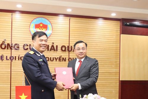 Vun đắp quan hệ hợp tác giữa cơ quan Hải quan hai nước Việt Nam - Lào