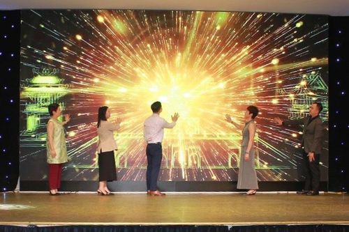 Hàng Việt lên sàn tìm khách Trung Quốc
