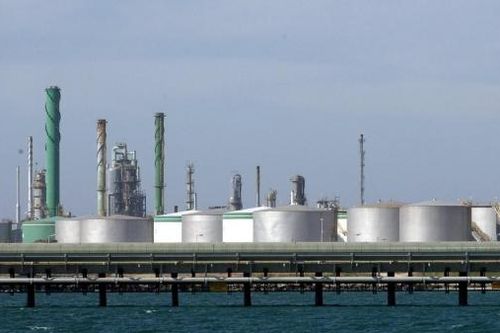 BP chuyển đổi nhà máy lọc dầu thành trung tâm năng lượng bền vững