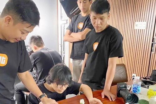 Quảng bá và phát triển ngành công nghiệp không khói từ chuyển đổi số