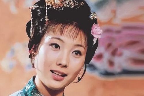 Hầu nữ Uyên Ương trong 'Hồng lâu mộng' mắc bệnh hiểm nghèo ở tuổi U60
