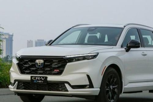 Triệu hồi 2695 xe Honda CR-V e:HEV RS tại Việt Nam