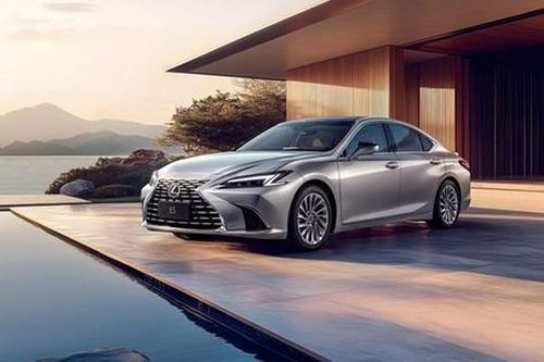 Lexus ES 2025 trình làng, giá bán từ 1,04 tỷ đồng