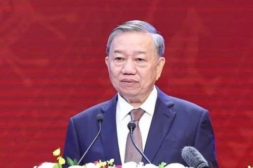 Ngày Nhà giáo suy ngẫm về lời Tổng Bí thư 'phát động Bình dân học vụ số'