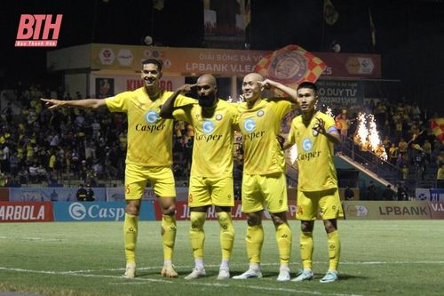 Đông Á Thanh Hóa kết thúc năm 2024 trên đỉnh bảng V.League 1