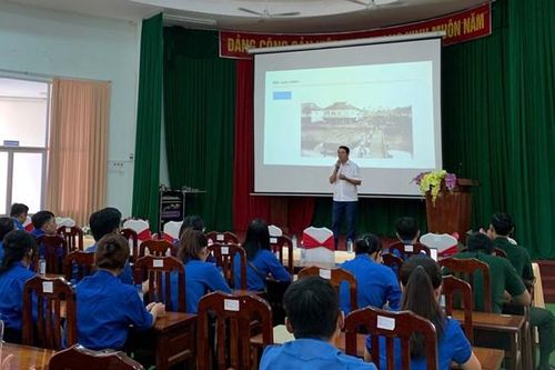 Phát huy vai trò của thanh niên trong giữ gìn bản sắc văn hóa, lịch sử dân tộc