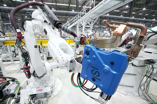 Tập đoàn Vingroup (VIC) lập công ty phát triển robot quy mô 1.000 tỷ đồng