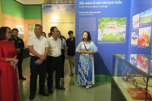 Trưng bày hơn 200 hiện vật, hình ảnh về Di sản văn hóa biển Hải Phòng - Quảng Ninh