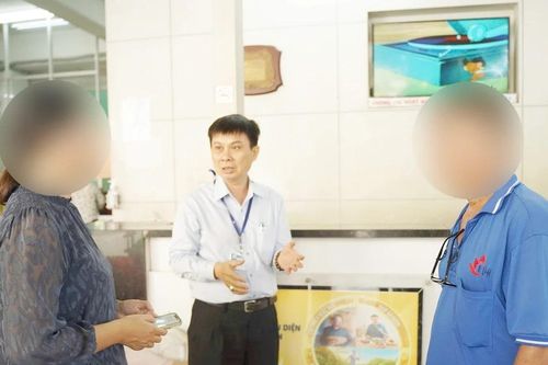 Bệnh viện Chợ Rẫy cảnh báo thủ đoạn lừa đảo gọi điện chuyển tiền cấp cứu cho con