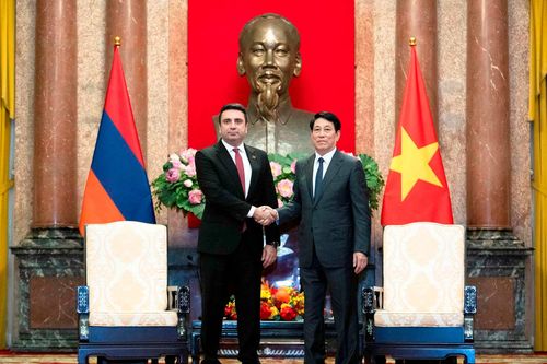 Chủ tịch nước Lương Cường tiếp Chủ tịch Quốc hội Armenia Alen Simonyan