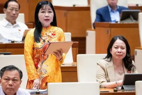 Xây dựng và phát triển đội ngũ nhà giáo