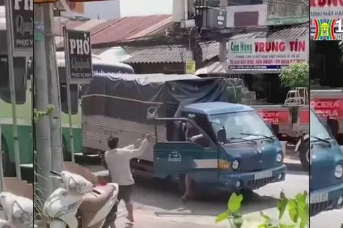 Đánh nhau do mâu thuẫn khi tham gia giao thông