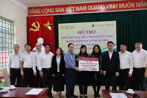 Agribank tích cực đồng hành hỗ trợ giáo dục vùng cao