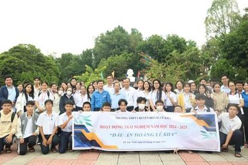 Dấu ấn ở ngôi trường chuyên mang tên Hoàng Lê Kha