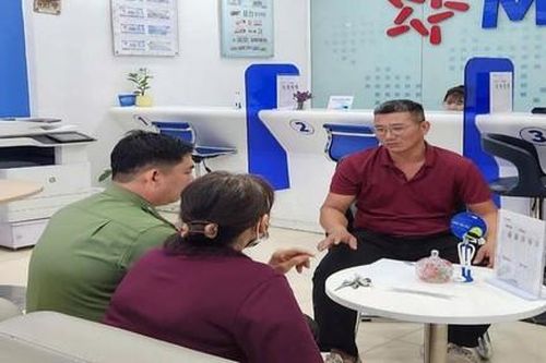 Đồng Nai: Suýt mất cả trăm triệu vì quà tặng 'khủng' của người lạ trên mạng