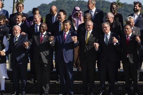 G20 chụp lại ảnh tập thể vì thiếu lãnh đạo Mỹ, Canada, Italia