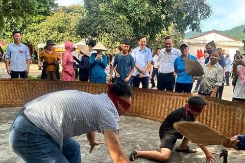 Ba Vì đặt mục tiêu cao trong thực hiện nếp sống văn minh