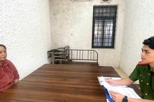 Đi xin quần áo cũ, lấy trộm hơn 1,2 cây vàng
