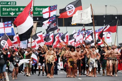 'Vũ điệu haka' làm rung chuyển chính trường New Zealand